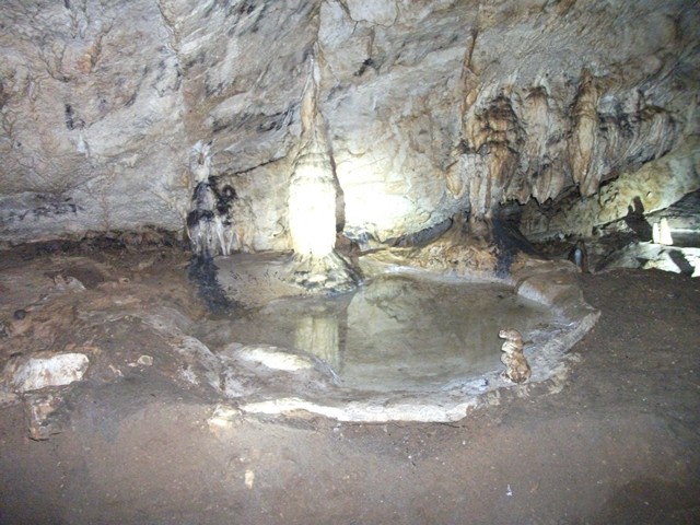 Fundáta-völgyi barlang